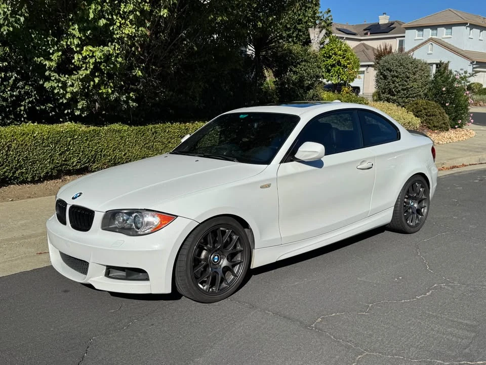2010 BMW E82 135i & 135is - Image 3 of 15