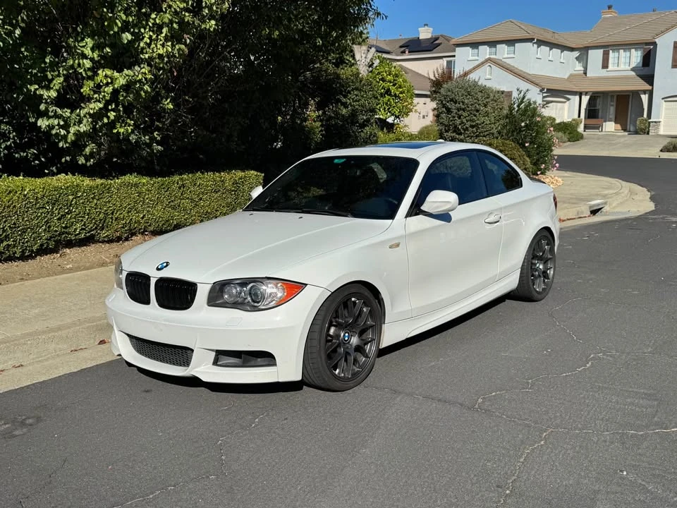 2010 BMW E82 135i & 135is - Image 12 of 15