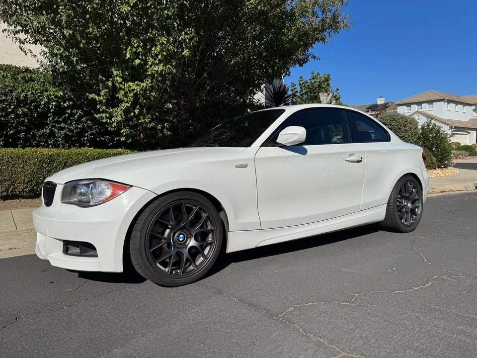 2010 BMW E82 135i & 135is - Image 5 of 15