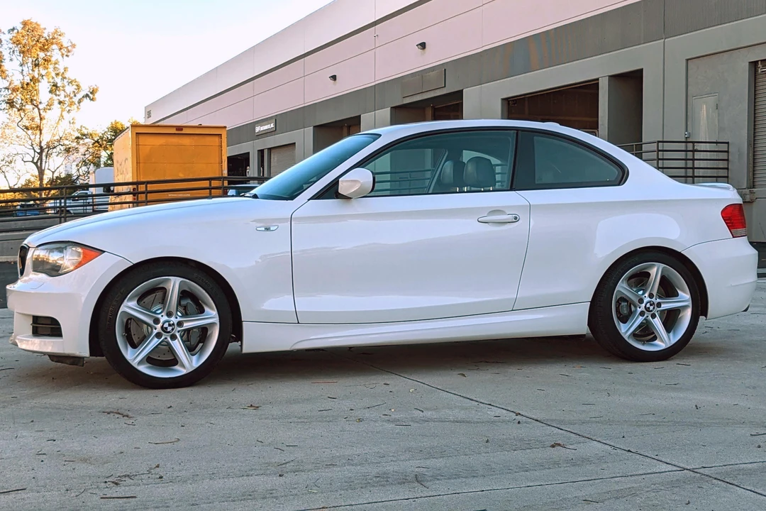 2010 BMW E82 135i & 135is - Image 3 of 23