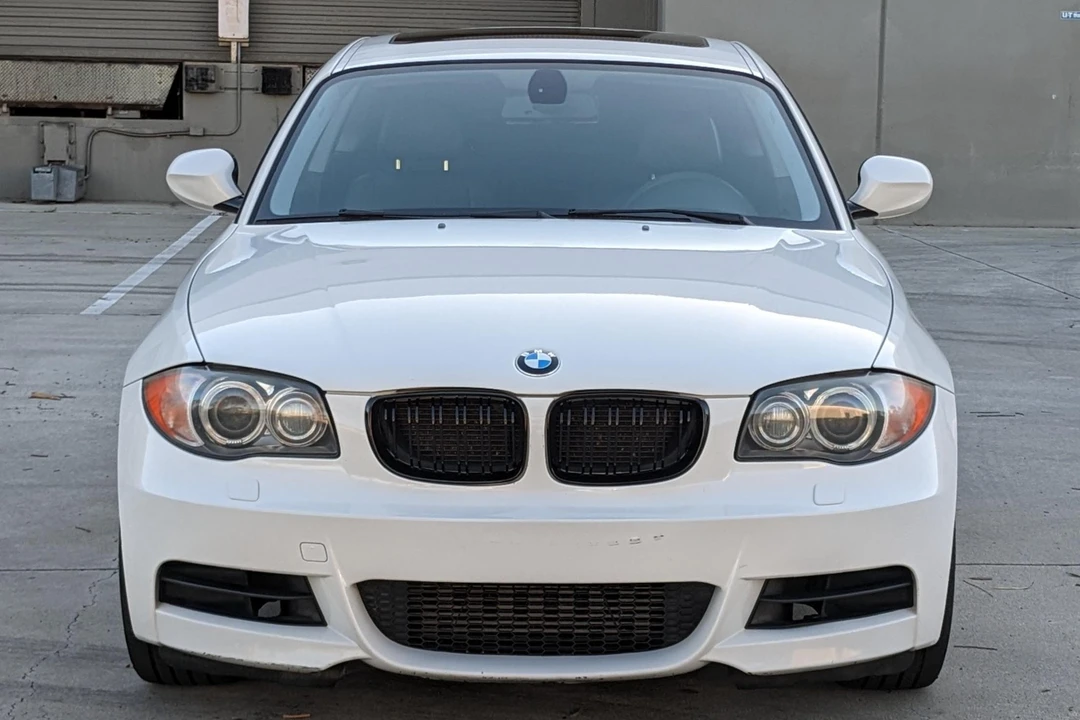 2010 BMW E82 135i & 135is - Image 2 of 23