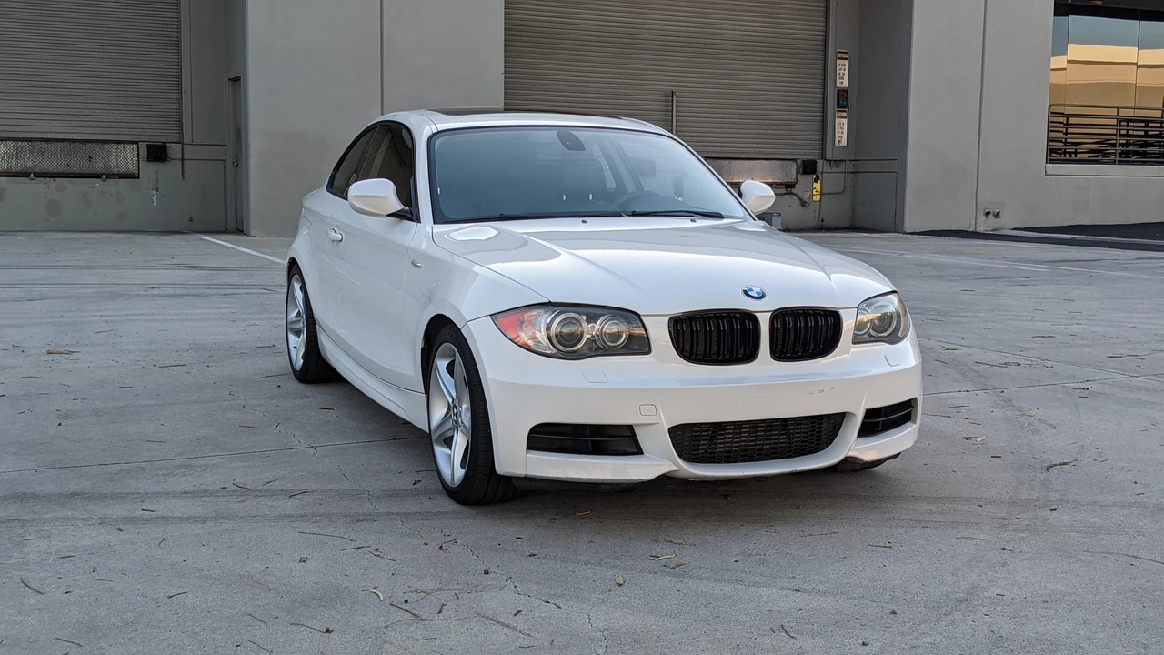 2010 BMW E82 135i & 135is - Image 23 of 23