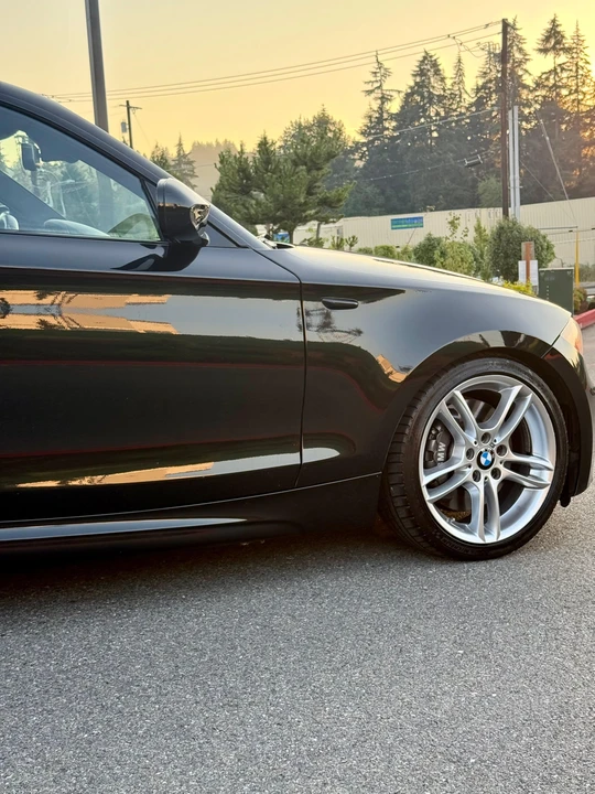 2010 BMW E82 135i & 135is - Image 30 of 31
