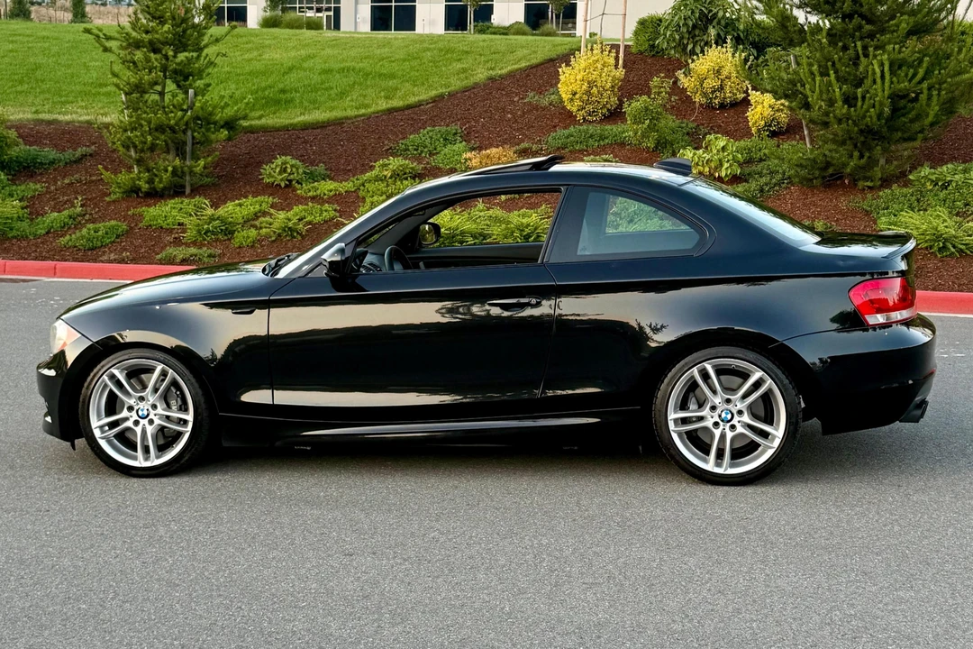 2010 BMW E82 135i & 135is - Image 3 of 31