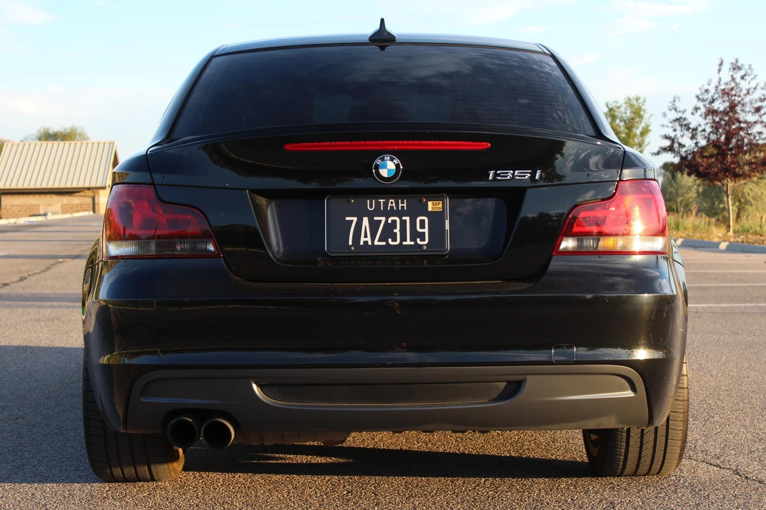 2010 BMW E82 135i & 135is - Image 5 of 31