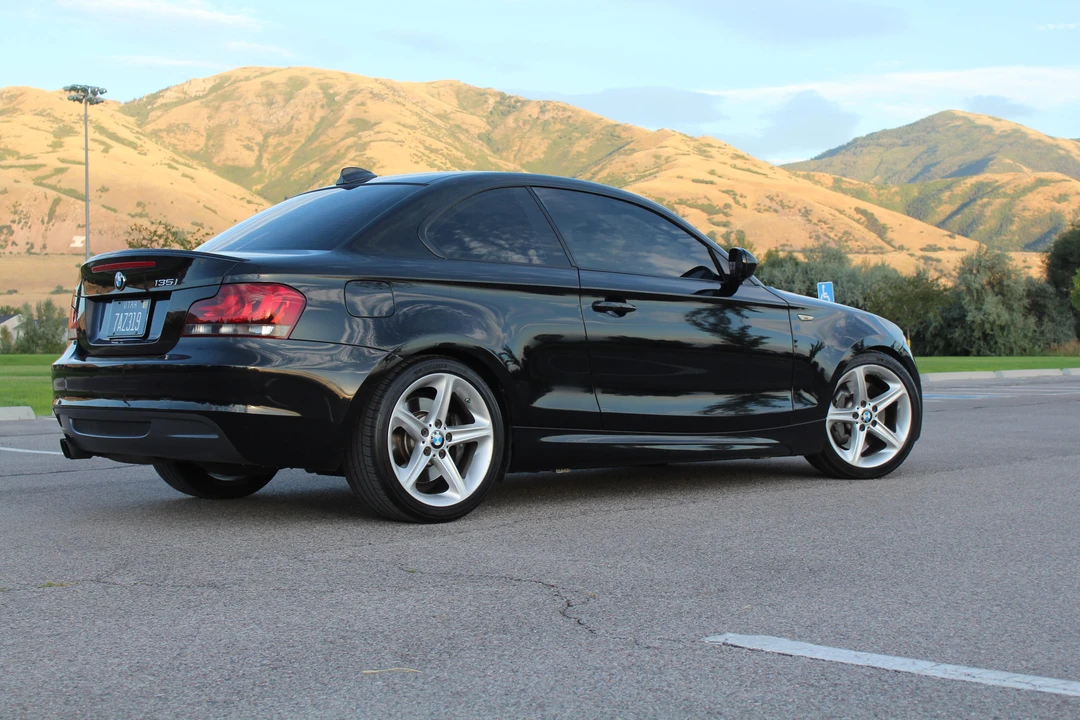 2010 BMW E82 135i & 135is - Image 14 of 31