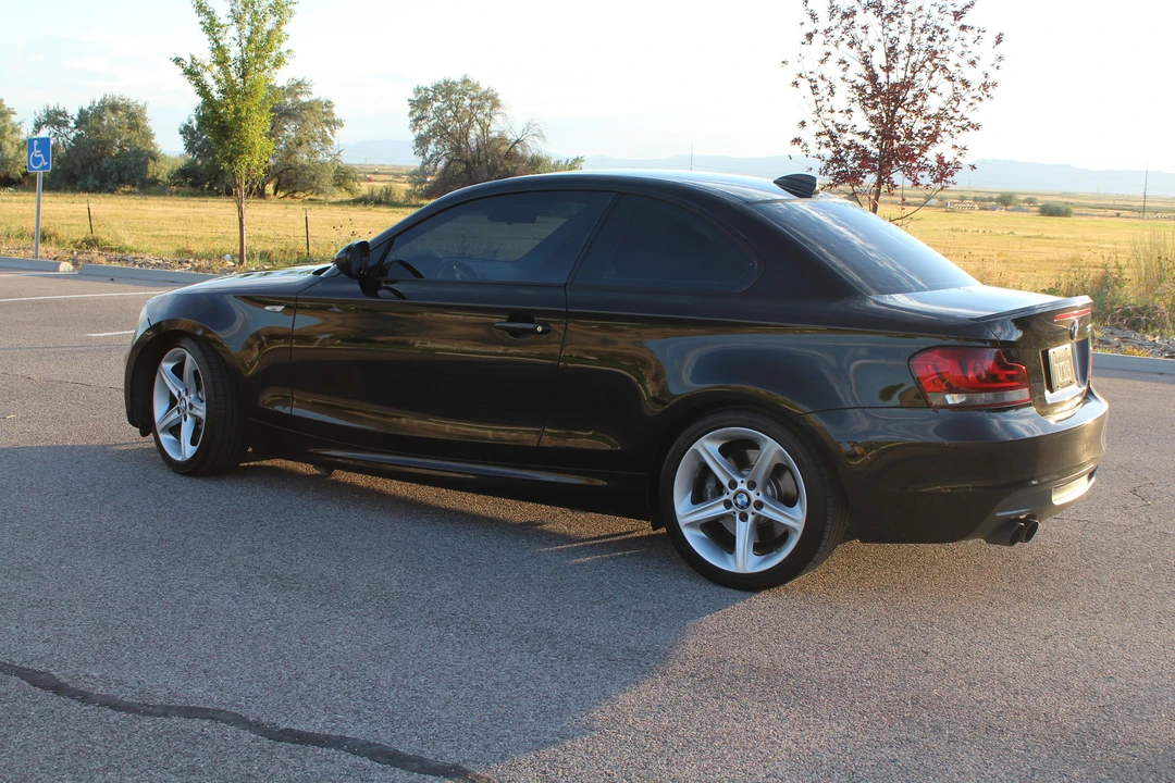2010 BMW E82 135i & 135is - Image 11 of 31