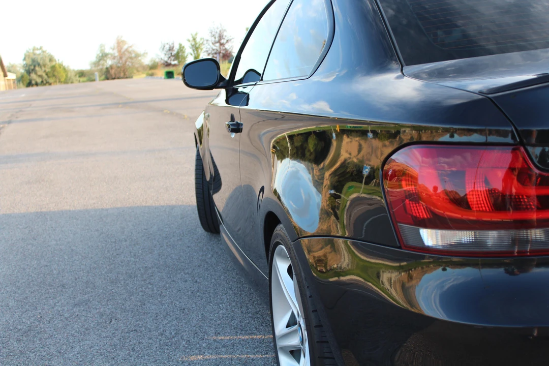 2010 BMW E82 135i & 135is - Image 29 of 31