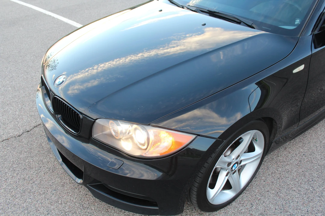 2010 BMW E82 135i & 135is - Image 25 of 31