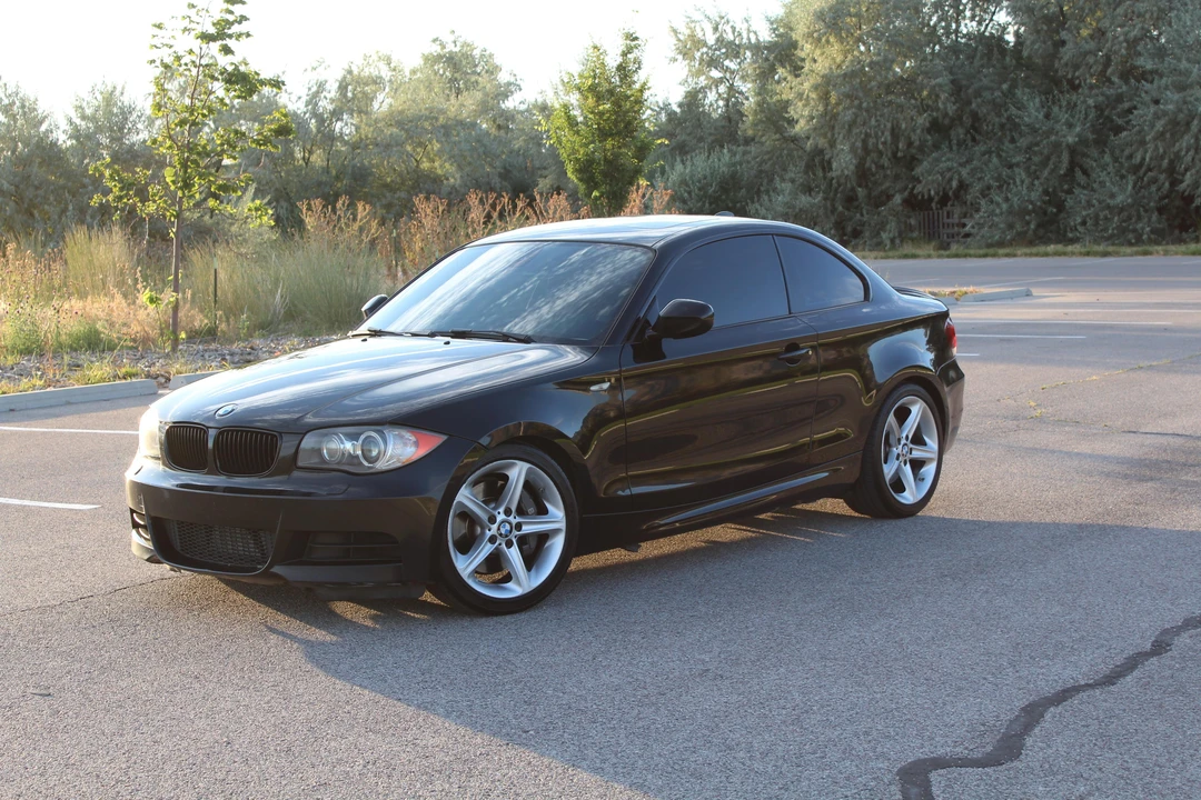 2010 BMW E82 135i & 135is - Image 8 of 31