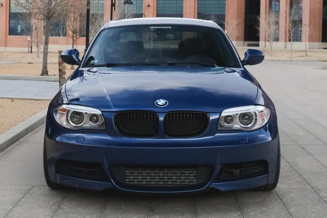 2010 BMW E82 135i & 135is - Image 2 of 31