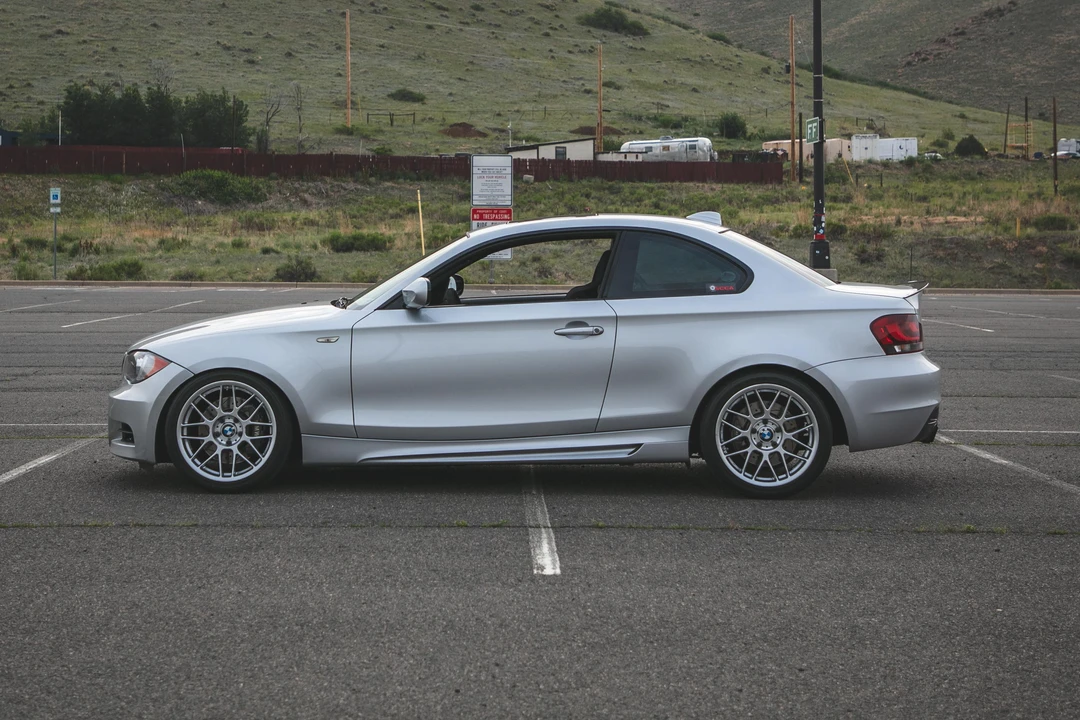 2010 BMW E82 135i & 135is - Image 11 of 31