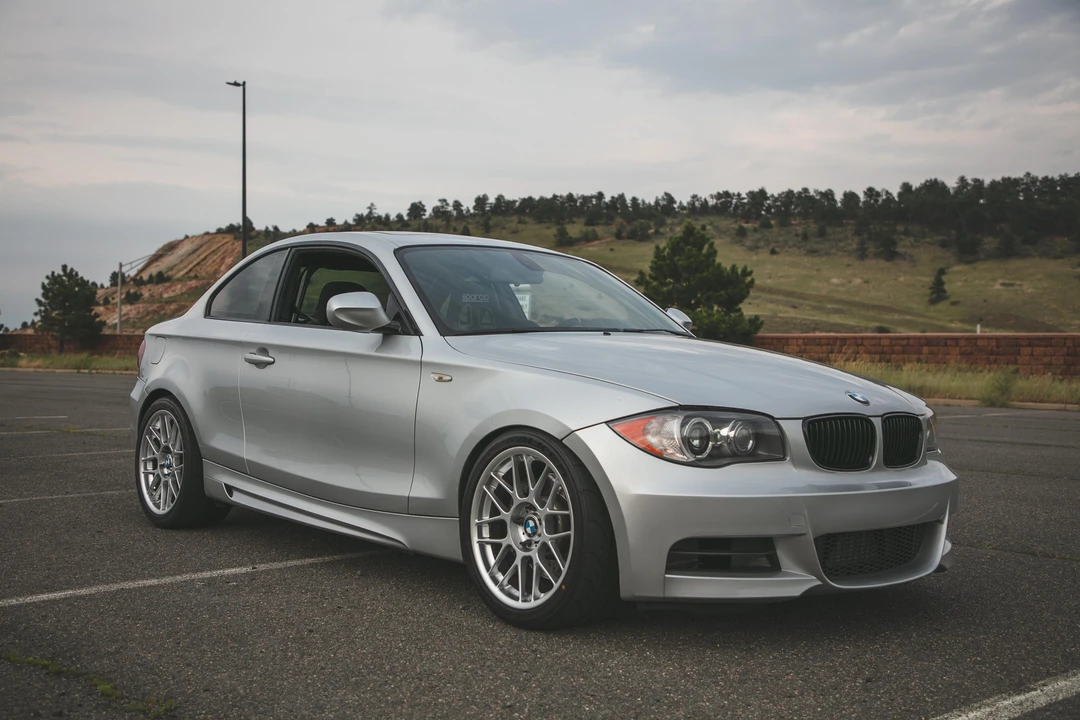 2010 BMW E82 135i & 135is - Image 30 of 31