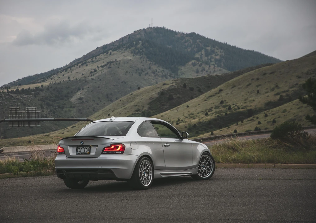 2010 BMW E82 135i & 135is - Image 20 of 31