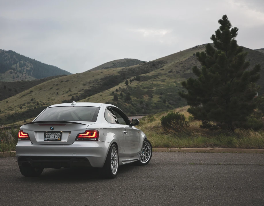 2010 BMW E82 135i & 135is - Image 18 of 31