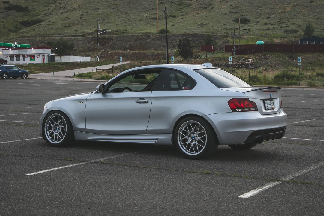 2010 BMW E82 135i & 135is - Image 13 of 31