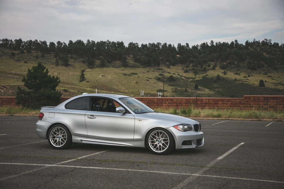 2010 BMW E82 135i & 135is - Image 27 of 31