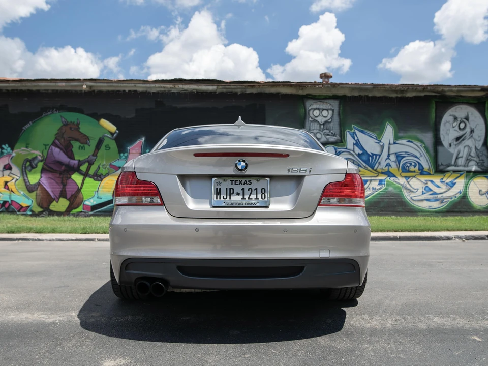 2010 BMW E82 135i & 135is - Image 13 of 30