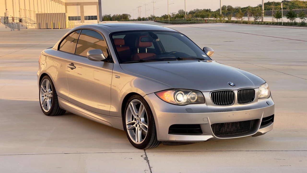 2010 BMW E82 135i & 135is - Image 21 of 30