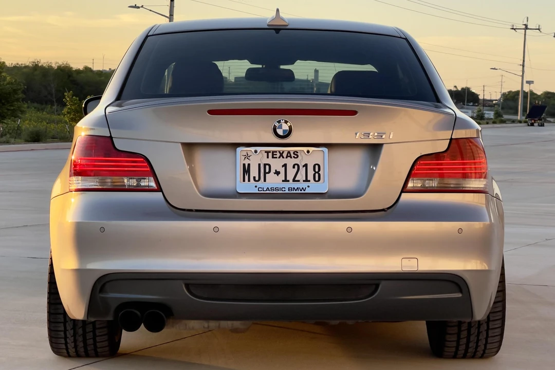 2010 BMW E82 135i & 135is - Image 5 of 30
