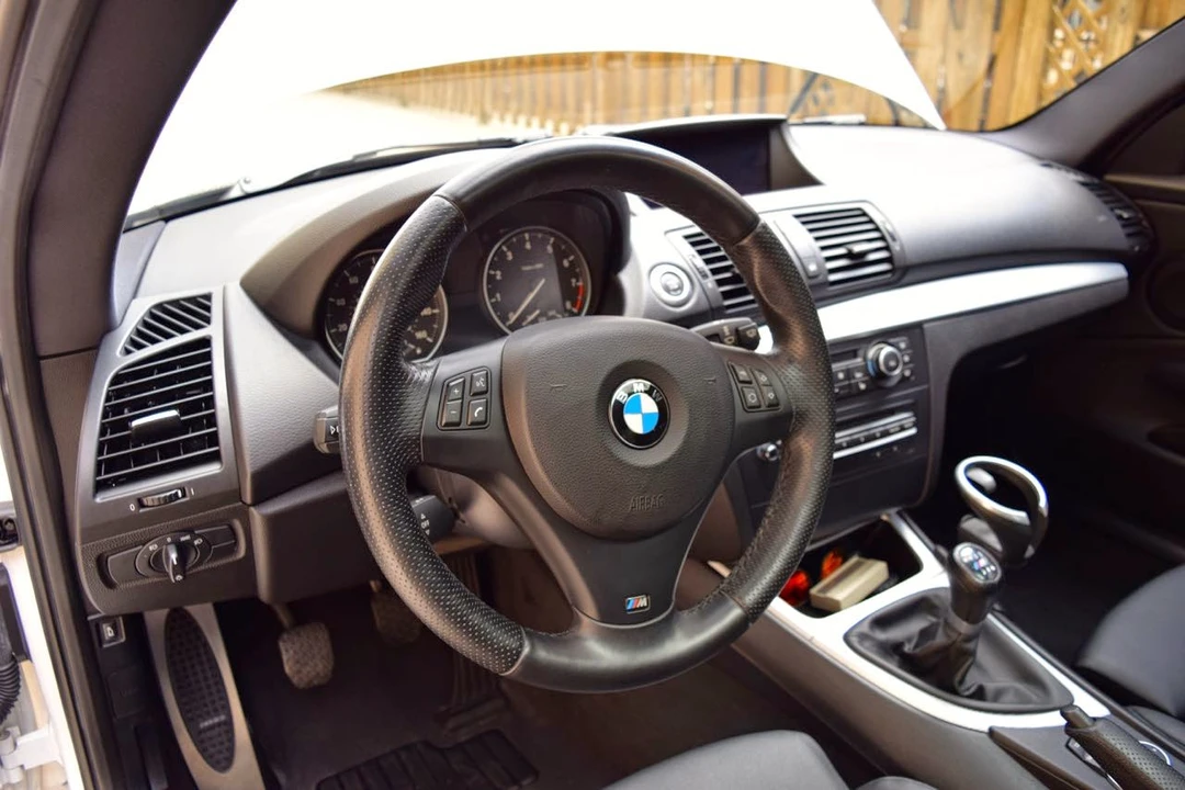 2010 BMW E82 135i & 135is - Image 10 of 12