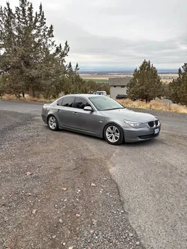 2010 BMW 528i Sedan