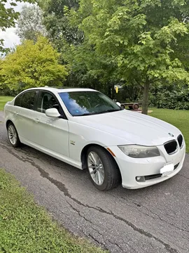 2010 BMW 3 Series 328i xDrive Manual Sedan