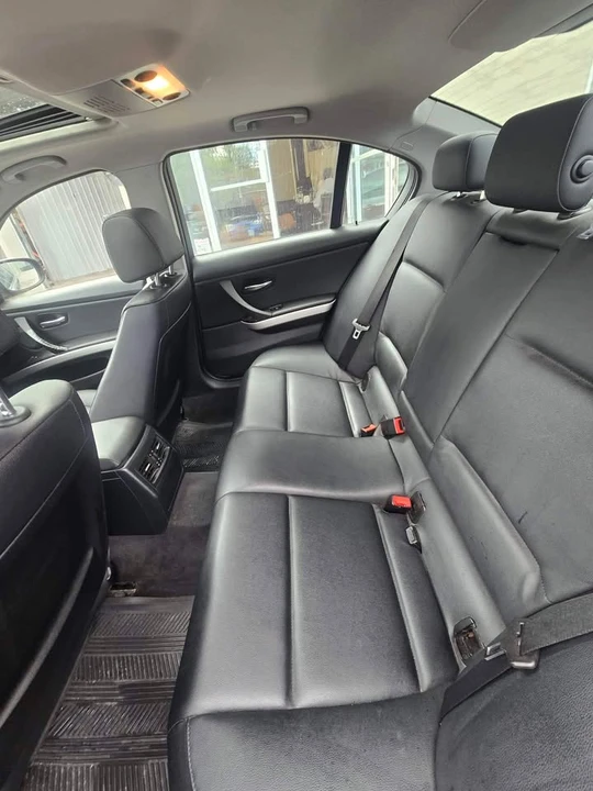 2010 BMW E90 3 Series Sedan - Image 8 of 9