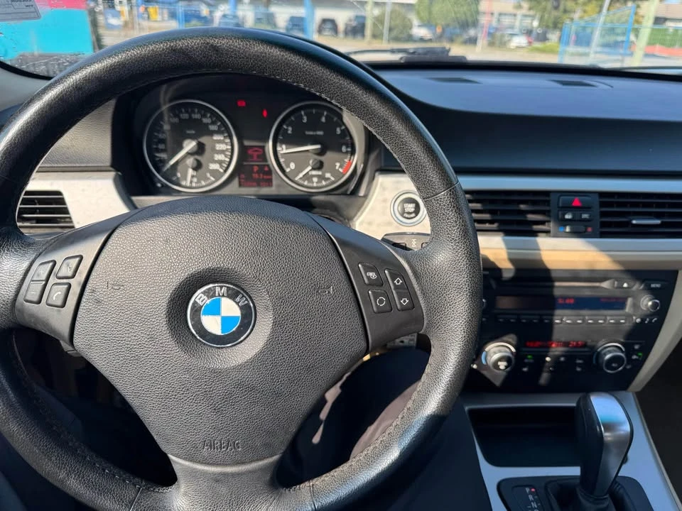 2010 BMW 3 Series - Image 10 of 10