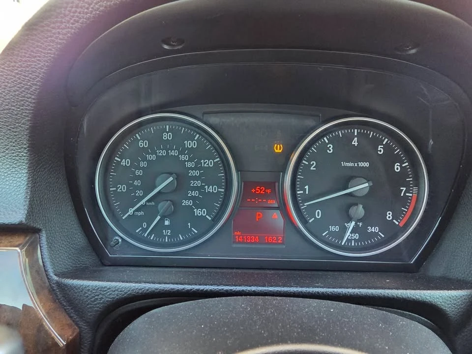 2010 BMW E90 3 Series Sedan - Image 12 of 20