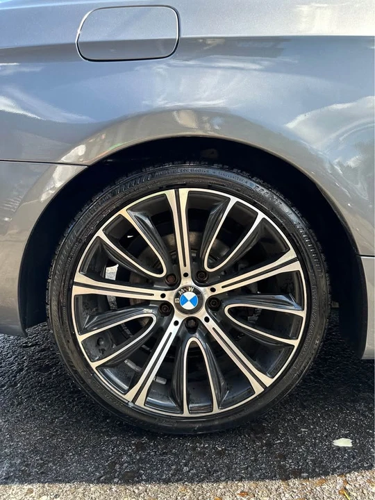 2010 BMW E90 3 Series Sedan - Image 4 of 6