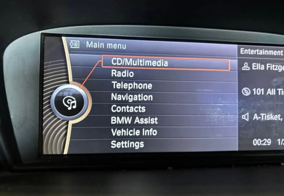 2010 BMW E90 3 Series Sedan - Image 9 of 11