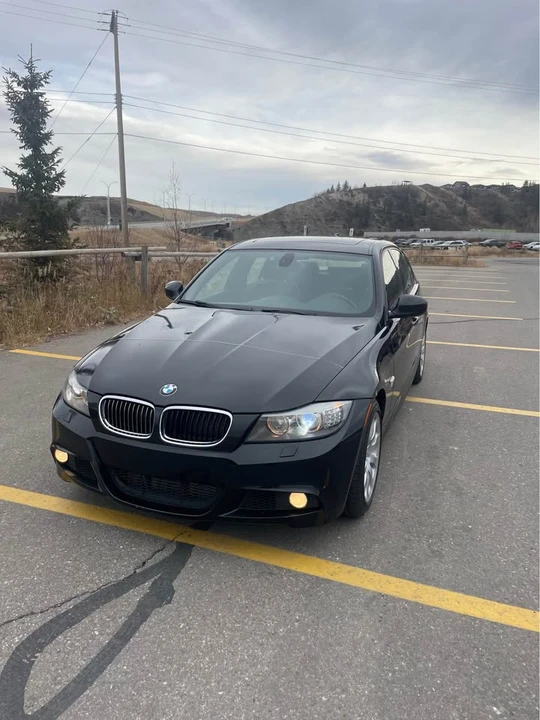 2010 BMW E90 3 Series Sedan - Image 5 of 11