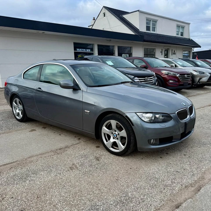 2010 BMW E90 3 Series Sedan - Image 17 of 19