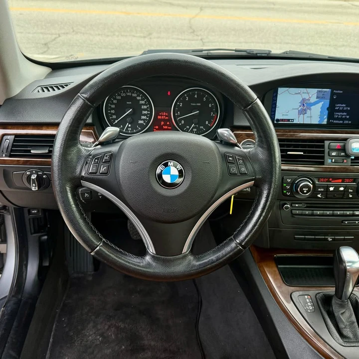 2010 BMW E90 3 Series Sedan - Image 5 of 19