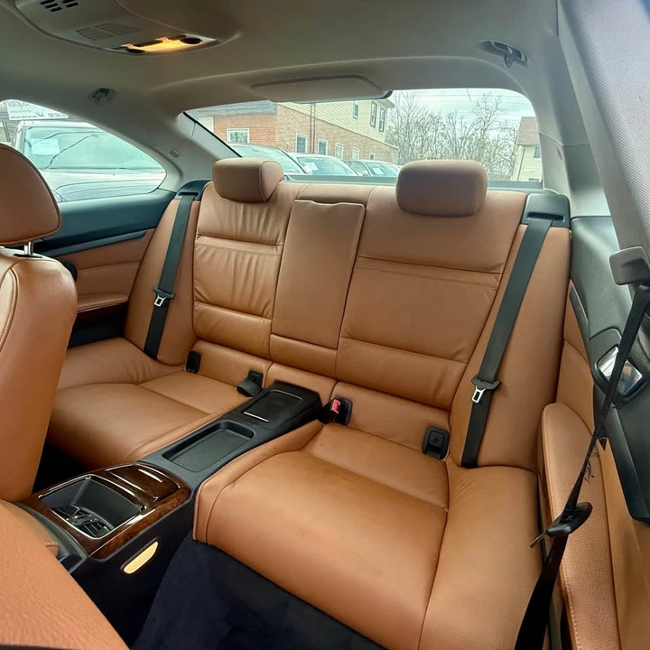 2010 BMW E90 3 Series Sedan - Image 13 of 19
