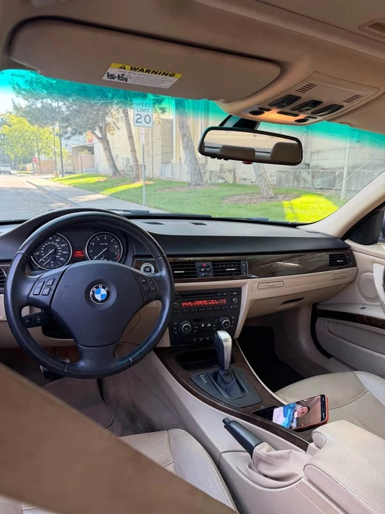 2010 BMW E90 3 Series Sedan - Image 3 of 6