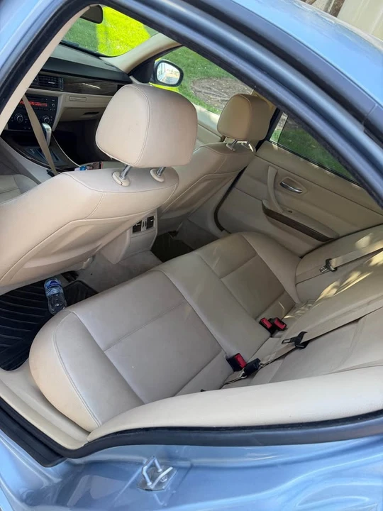 2010 BMW E90 3 Series Sedan - Image 4 of 6
