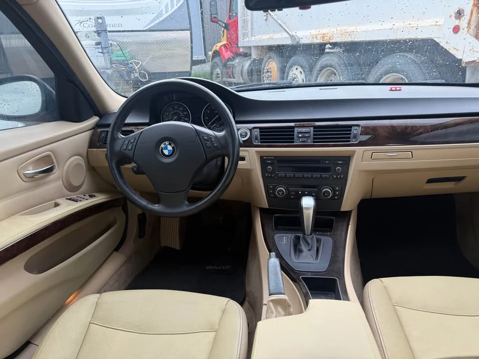 2010 BMW E90 3 Series Sedan - Image 9 of 12