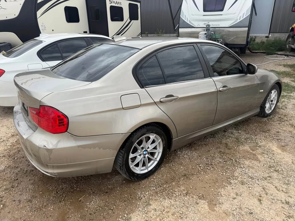 2010 BMW E90 3 Series Sedan - Image 3 of 12