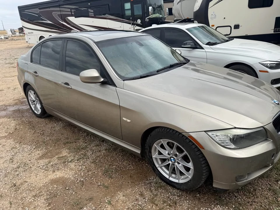 2010 BMW E90 3 Series Sedan - Image 5 of 12