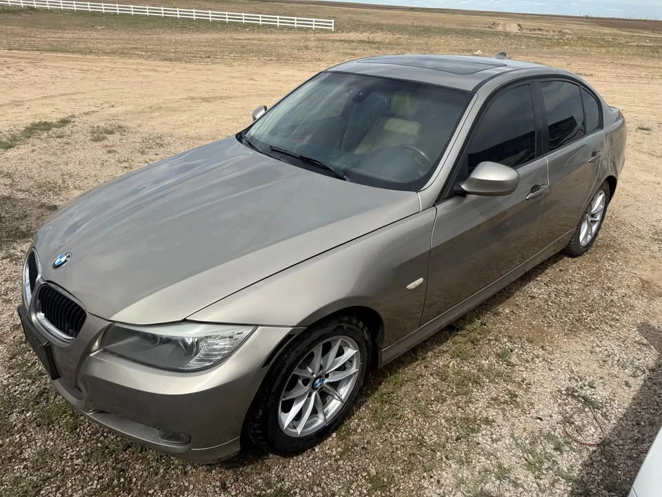 2010 BMW E90 3 Series Sedan - Image 2 of 12