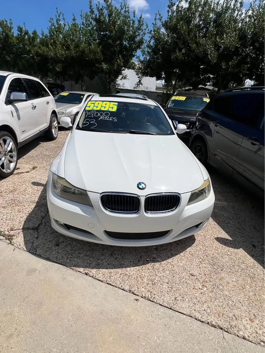 2010 BMW E90 3 Series Sedan - Image 2 of 11