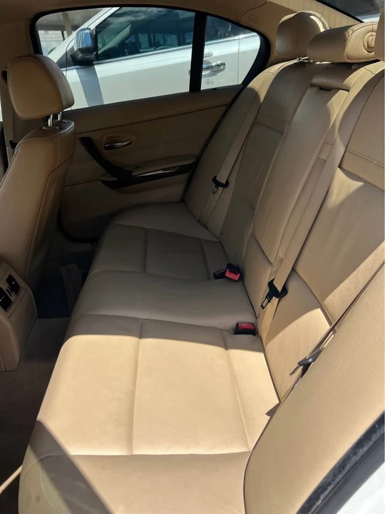 2010 BMW E90 3 Series Sedan - Image 10 of 11