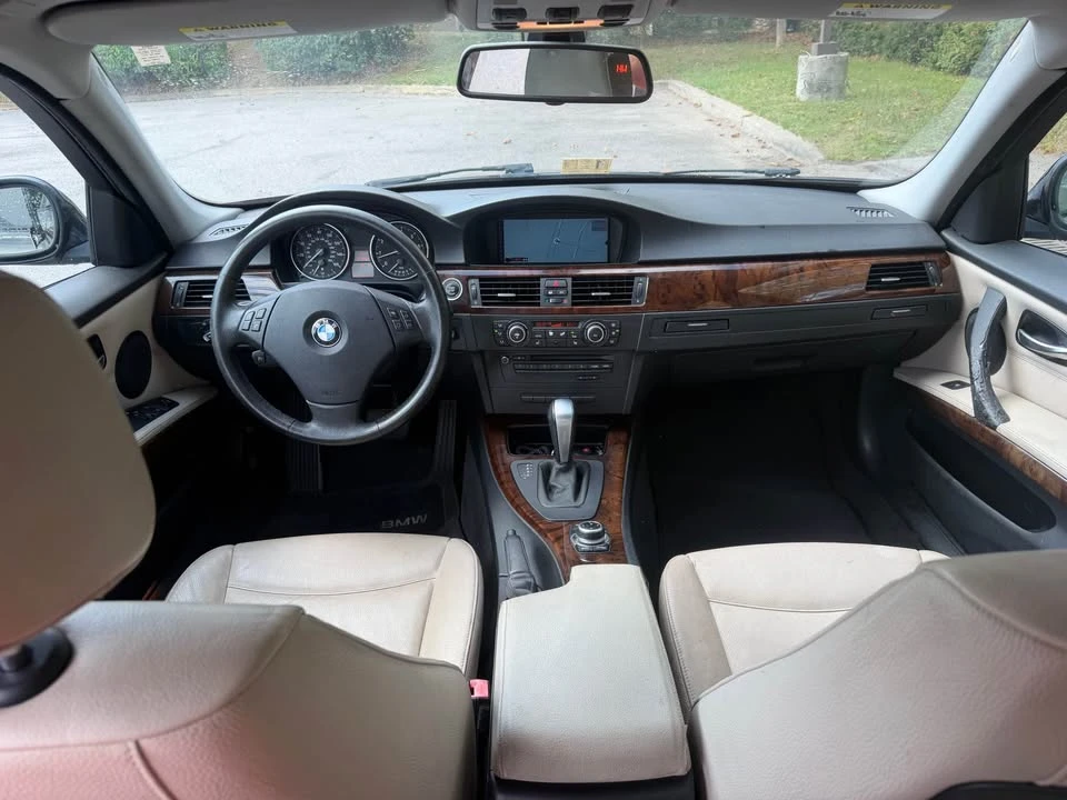 2010 BMW E90 3 Series Sedan - Image 17 of 18