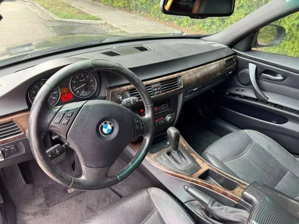 2010 BMW E90 3 Series Sedan - Image 14 of 15