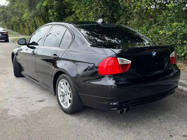 2010 BMW E90 3 Series Sedan - Image 10 of 15