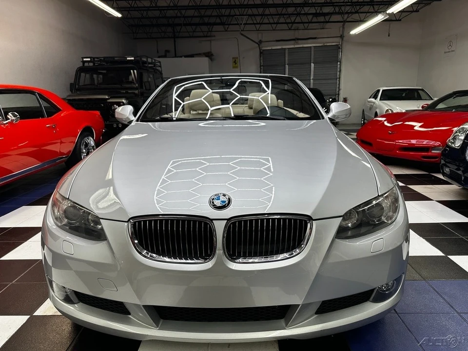 2010 BMW E90 3 Series Sedan - Image 6 of 21