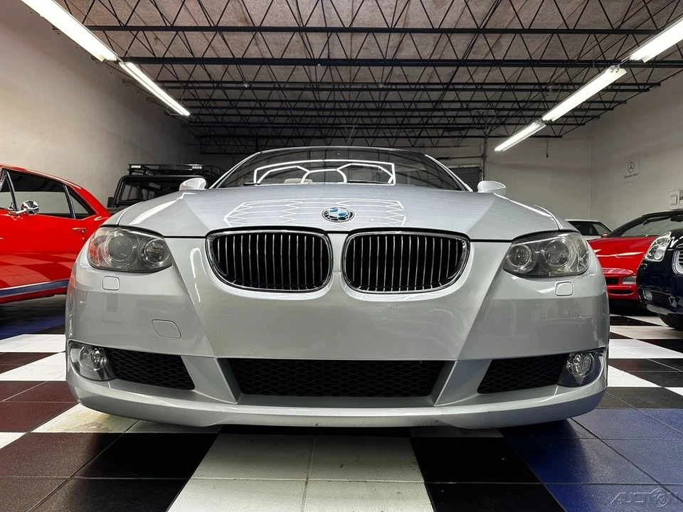 2010 BMW E90 3 Series Sedan - Image 8 of 21
