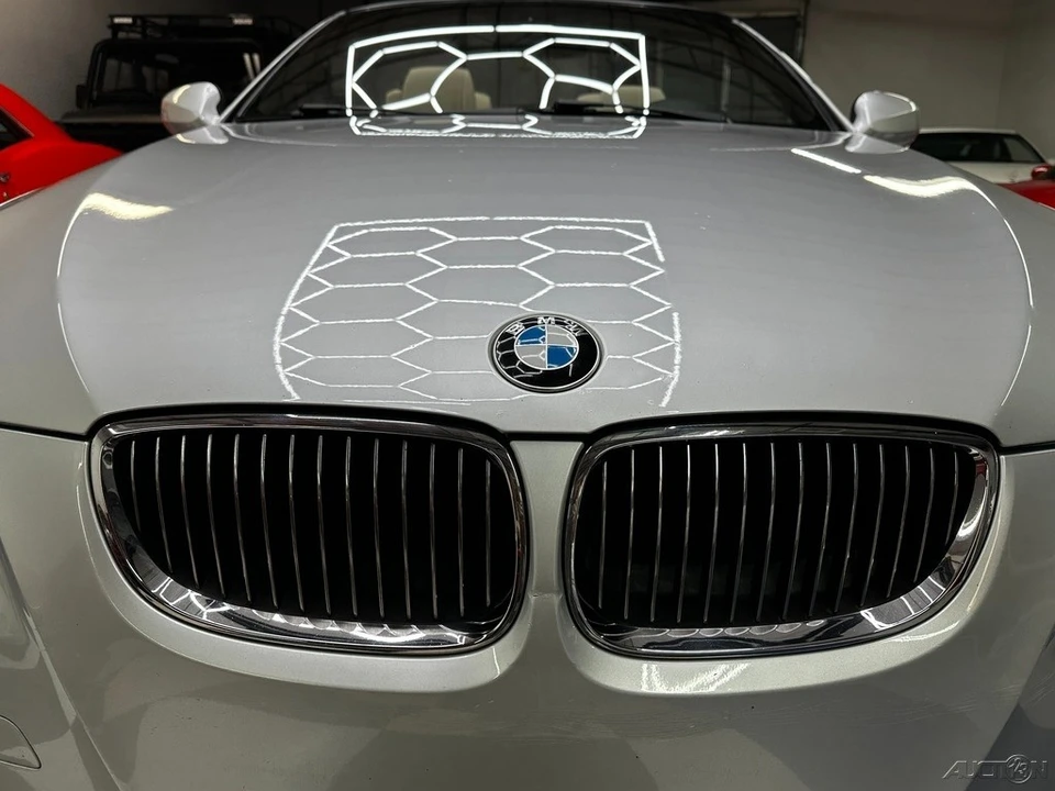 2010 BMW E90 3 Series Sedan - Image 9 of 21
